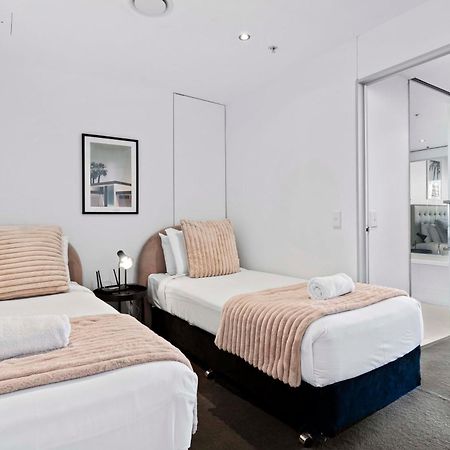 Ocean View Apartments With Balcony - Circle On Cavill - Central Location! - Self Contained & Privately Managed Gold Coast Zewnętrze zdjęcie