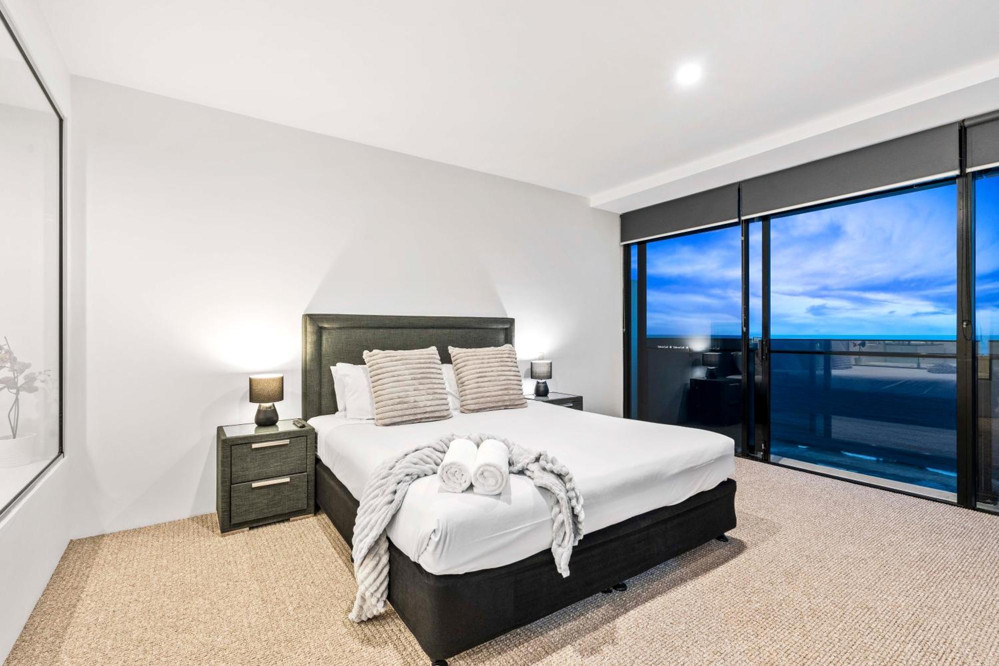 Ocean View Apartments With Balcony - Circle On Cavill - Central Location! - Self Contained & Privately Managed Gold Coast Zewnętrze zdjęcie