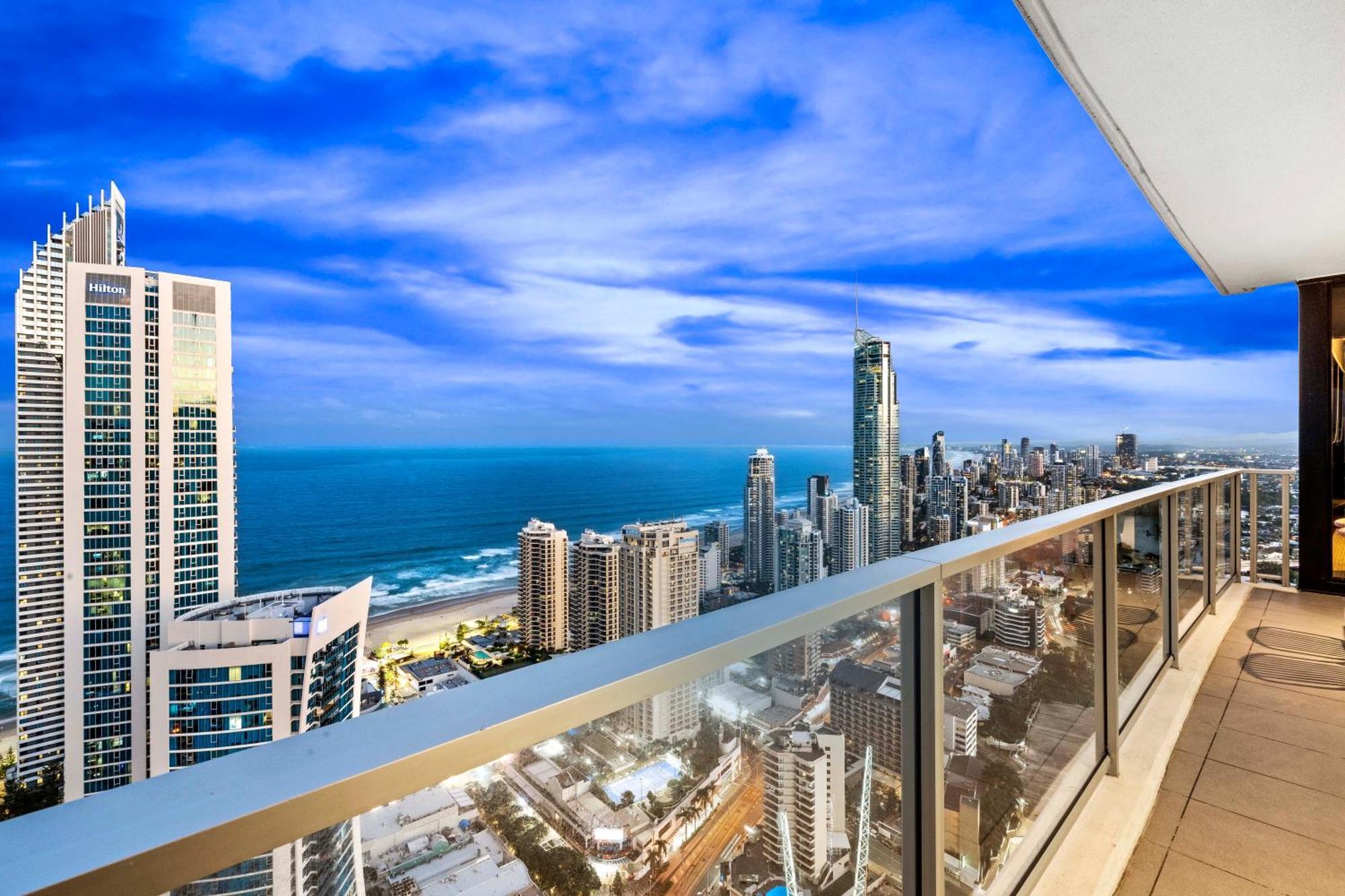 Ocean View Apartments With Balcony - Circle On Cavill - Central Location! - Self Contained & Privately Managed Gold Coast Zewnętrze zdjęcie