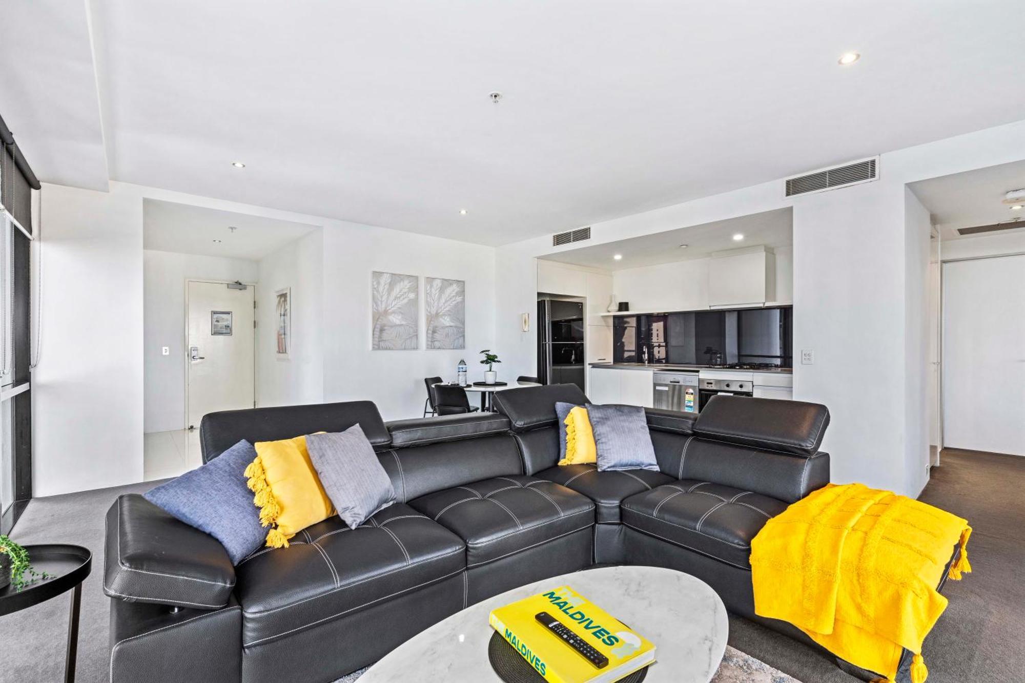 Ocean View Apartments With Balcony - Circle On Cavill - Central Location! - Self Contained & Privately Managed Gold Coast Zewnętrze zdjęcie
