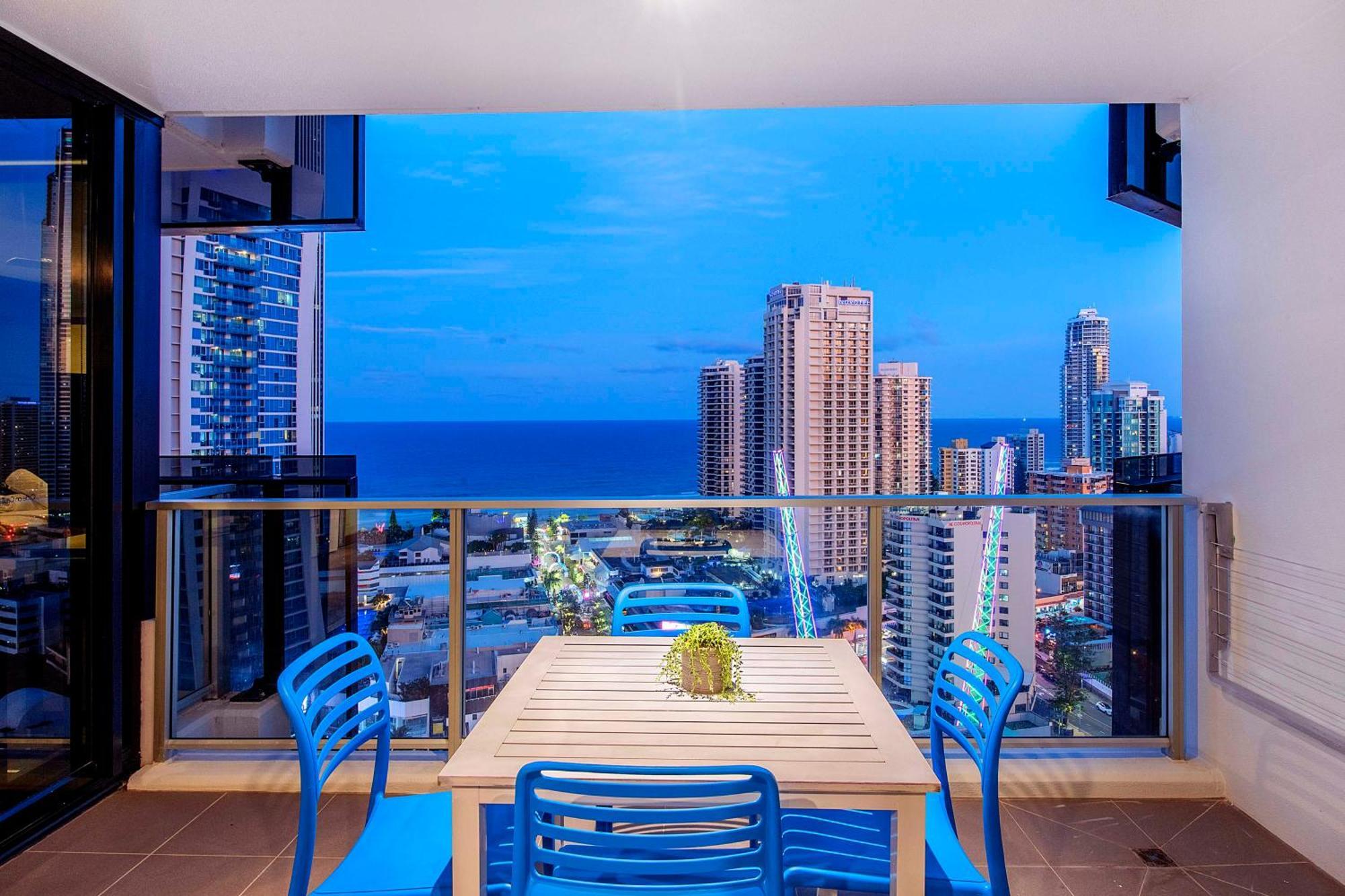 Ocean View Apartments With Balcony - Circle On Cavill - Central Location! - Self Contained & Privately Managed Gold Coast Zewnętrze zdjęcie