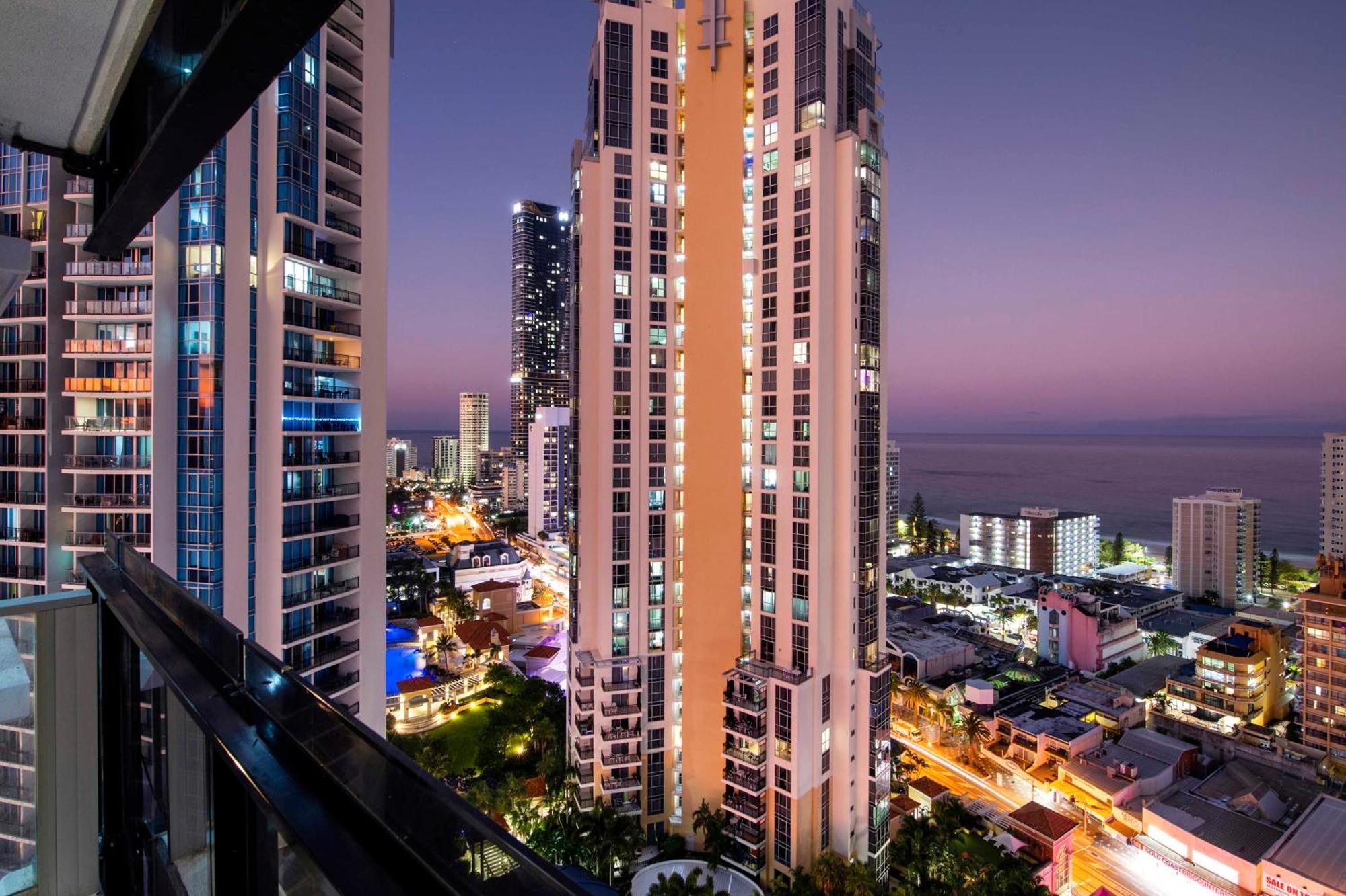 Ocean View Apartments With Balcony - Circle On Cavill - Central Location! - Self Contained & Privately Managed Gold Coast Zewnętrze zdjęcie