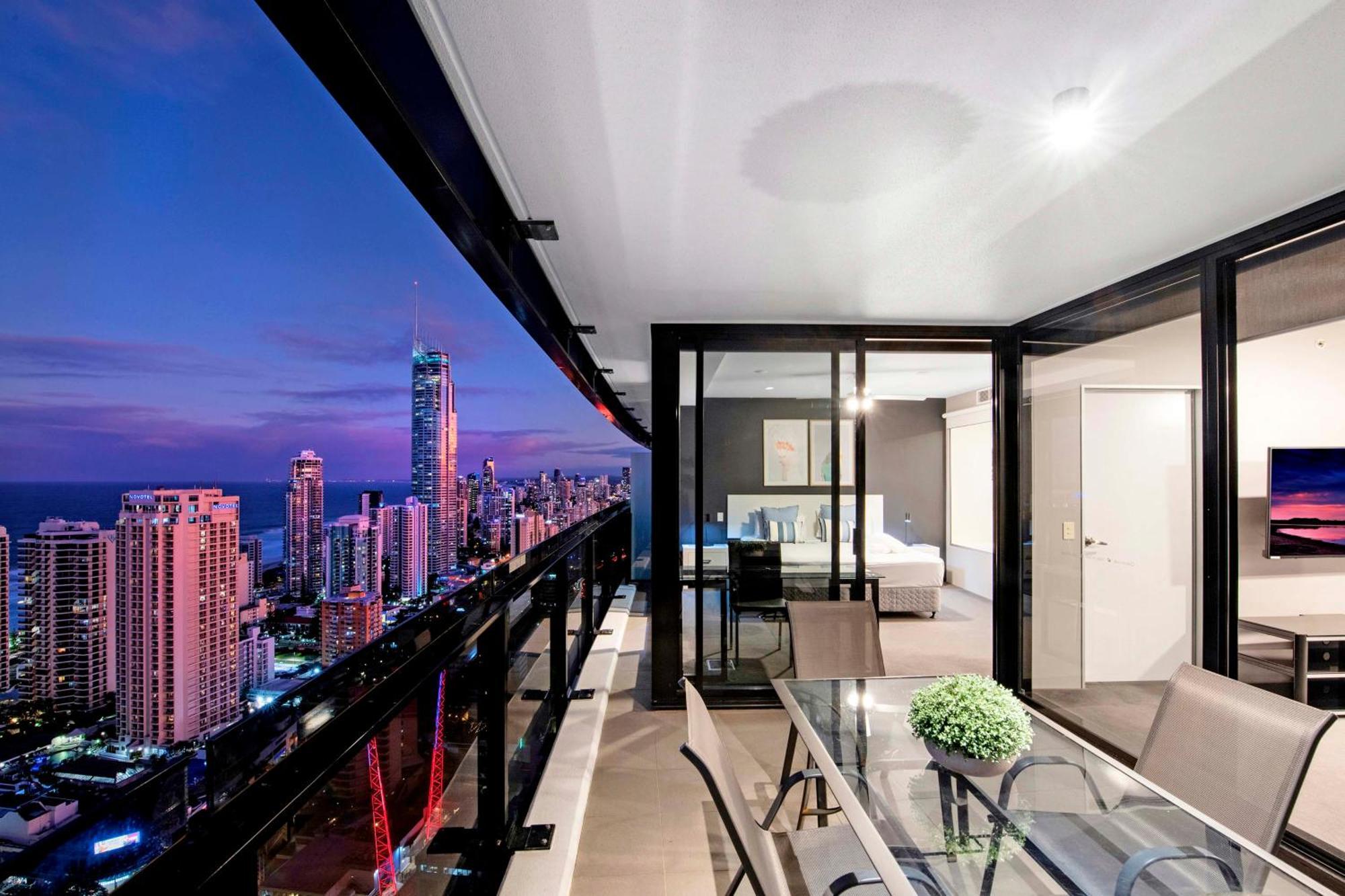 Ocean View Apartments With Balcony - Circle On Cavill - Central Location! - Self Contained & Privately Managed Gold Coast Zewnętrze zdjęcie