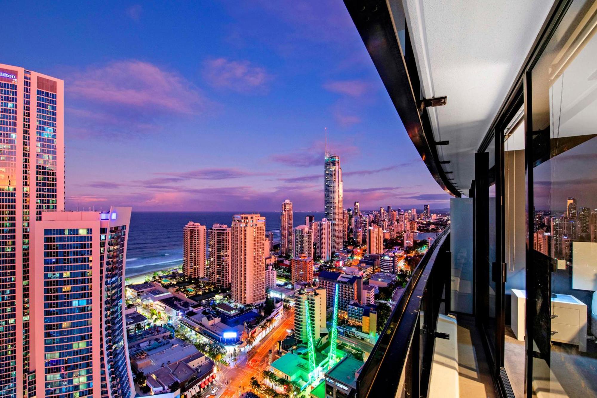 Ocean View Apartments With Balcony - Circle On Cavill - Central Location! - Self Contained & Privately Managed Gold Coast Zewnętrze zdjęcie