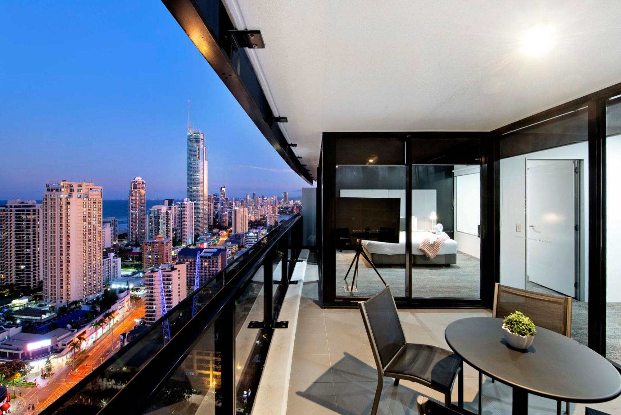 Ocean View Apartments With Balcony - Circle On Cavill - Central Location! - Self Contained & Privately Managed Gold Coast Zewnętrze zdjęcie
