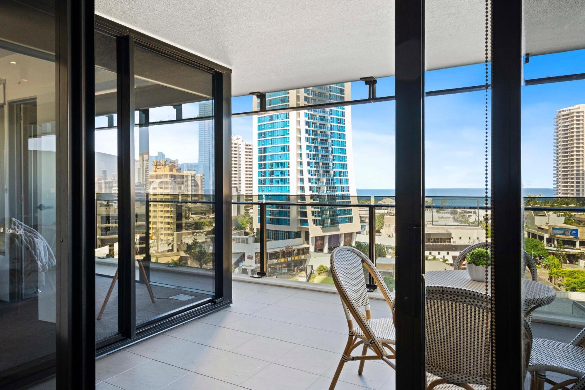 Ocean View Apartments With Balcony - Circle On Cavill - Central Location! - Self Contained & Privately Managed Gold Coast Zewnętrze zdjęcie